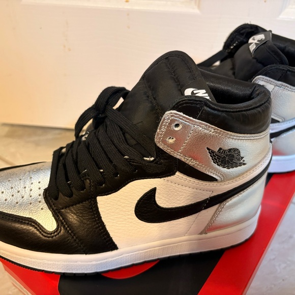 Jordan Women's Sneakers Black and Silver - Picture 4 of 6